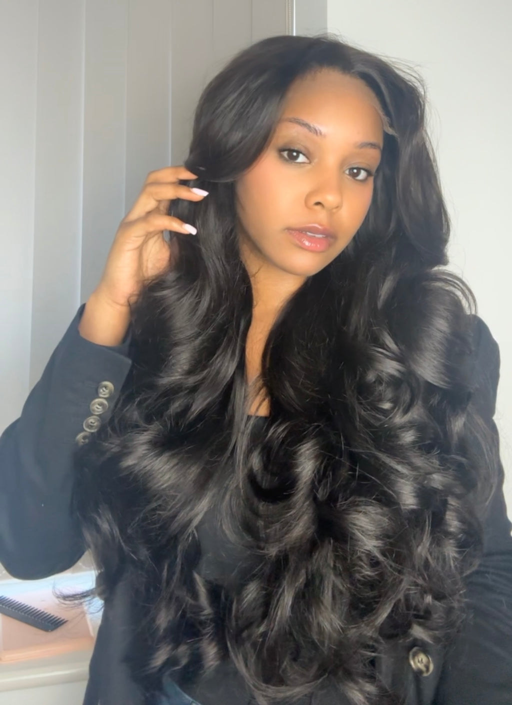 READY TO SHIP: 22" SOFT LAYERS 5x5 HD WIG  | MEDIUM CAP