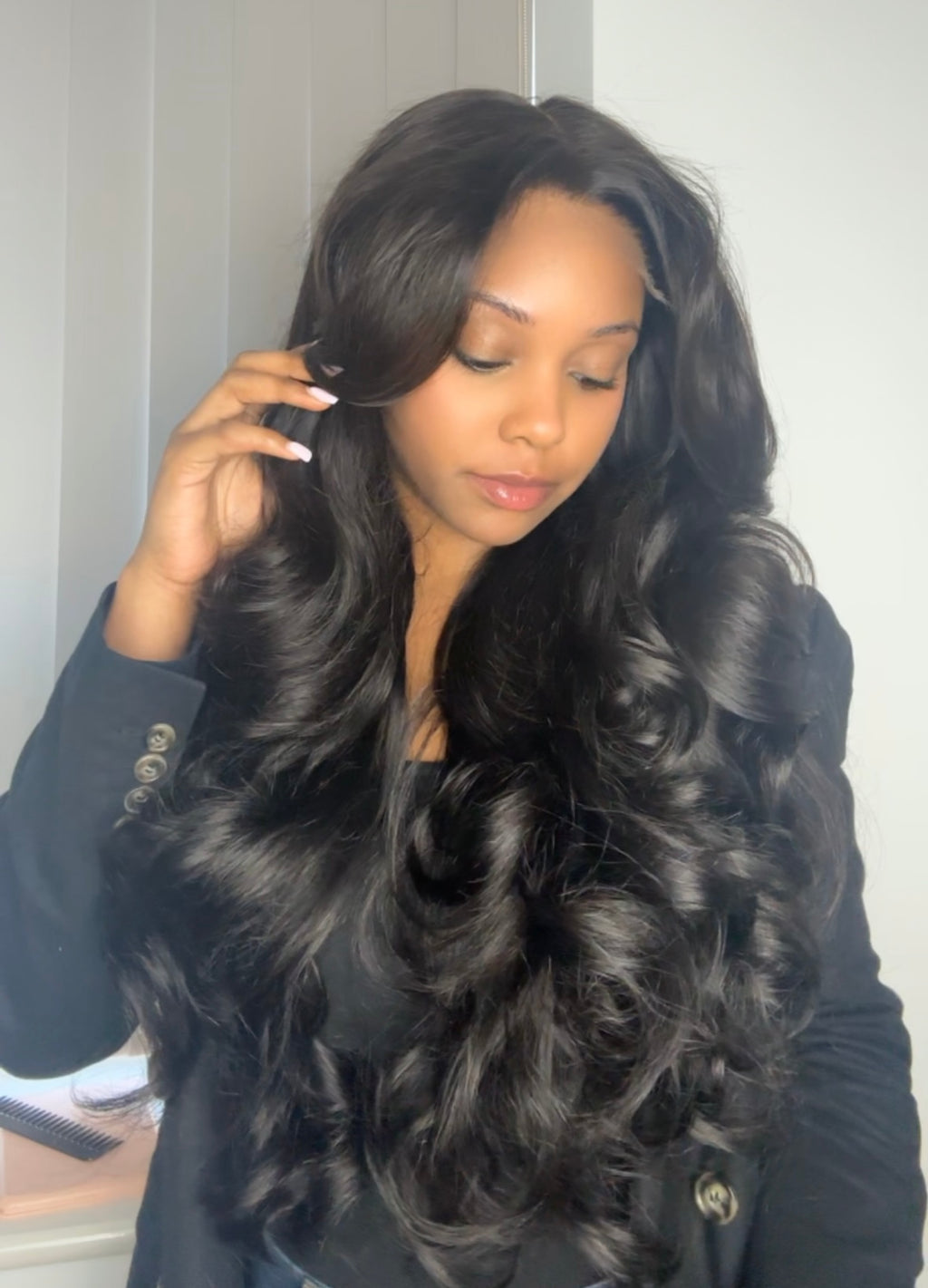 READY TO SHIP: 22" SOFT LAYERS 5x5 HD WIG  | MEDIUM CAP