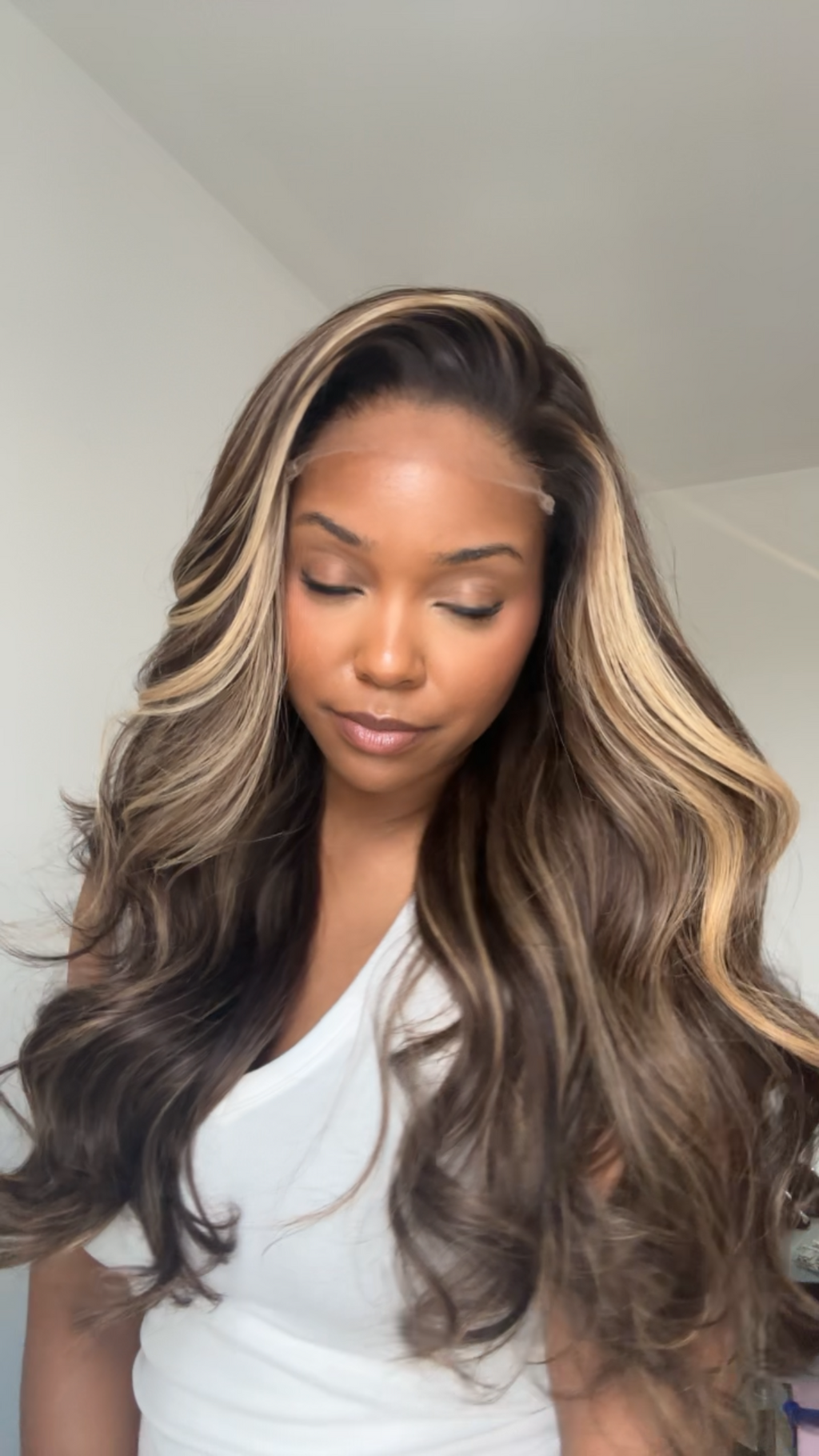 CLEO - 18" 5x5 HD WIG - READY TO SHIP | SMALL CAP